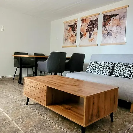 Antoni's House * Timfrisztósz